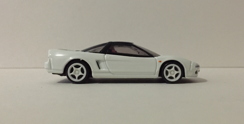 Illustration for article titled Two Honda NSXs by Tomica
